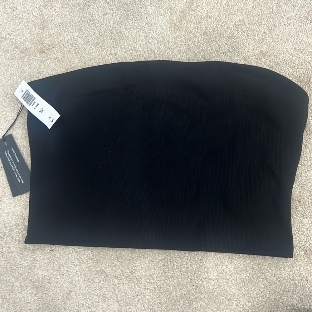 NWT- Babaton Rouge Top